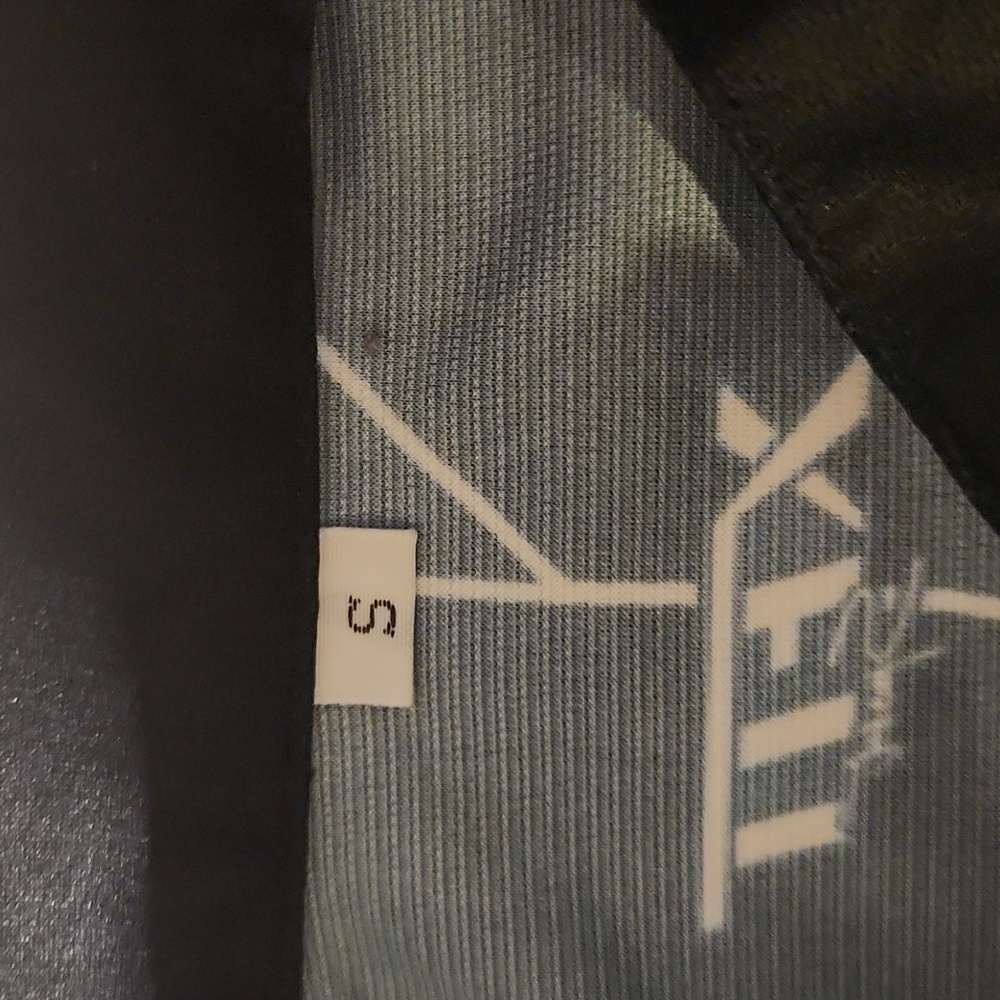 Motiv | Bowling Jersey | with Geometric Design Sz S - Picture 3 of 6